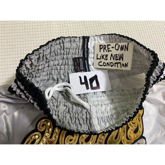 Another Boxer Youth Silver Boxing Shorts Size L Gold Embroidery Black Trim - Picture 5 of 8